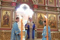«Рождество Твое, Богородице Дево, радость возвести всей вселенней»: митрополит Артемий совершил Литургию в праздник Рождества Пресвятой Богородицы