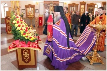 Встреча ковчега с честной главой святого мученика Виктора Воина в Биробиджане (2 мая 2010 года)