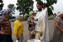 Миссионерская поездка в п. Малышево, 8 июля 2011 год.