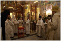 Богослужение в день памяти апостола Иоанна Богослова в храме Хабаровской семинарии (21 мая 2010 года)